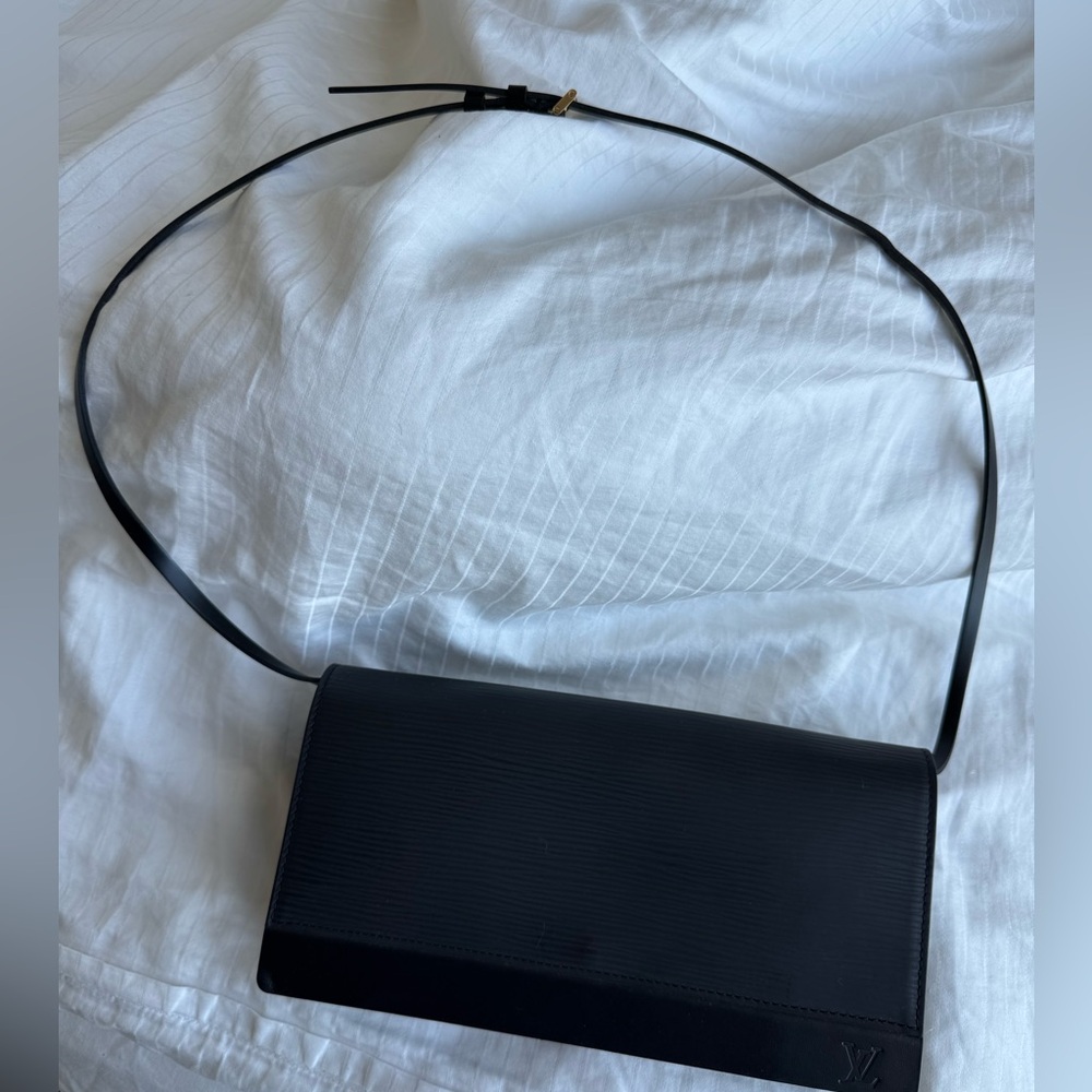 Louis Vuitton Honfleur Epi Bag